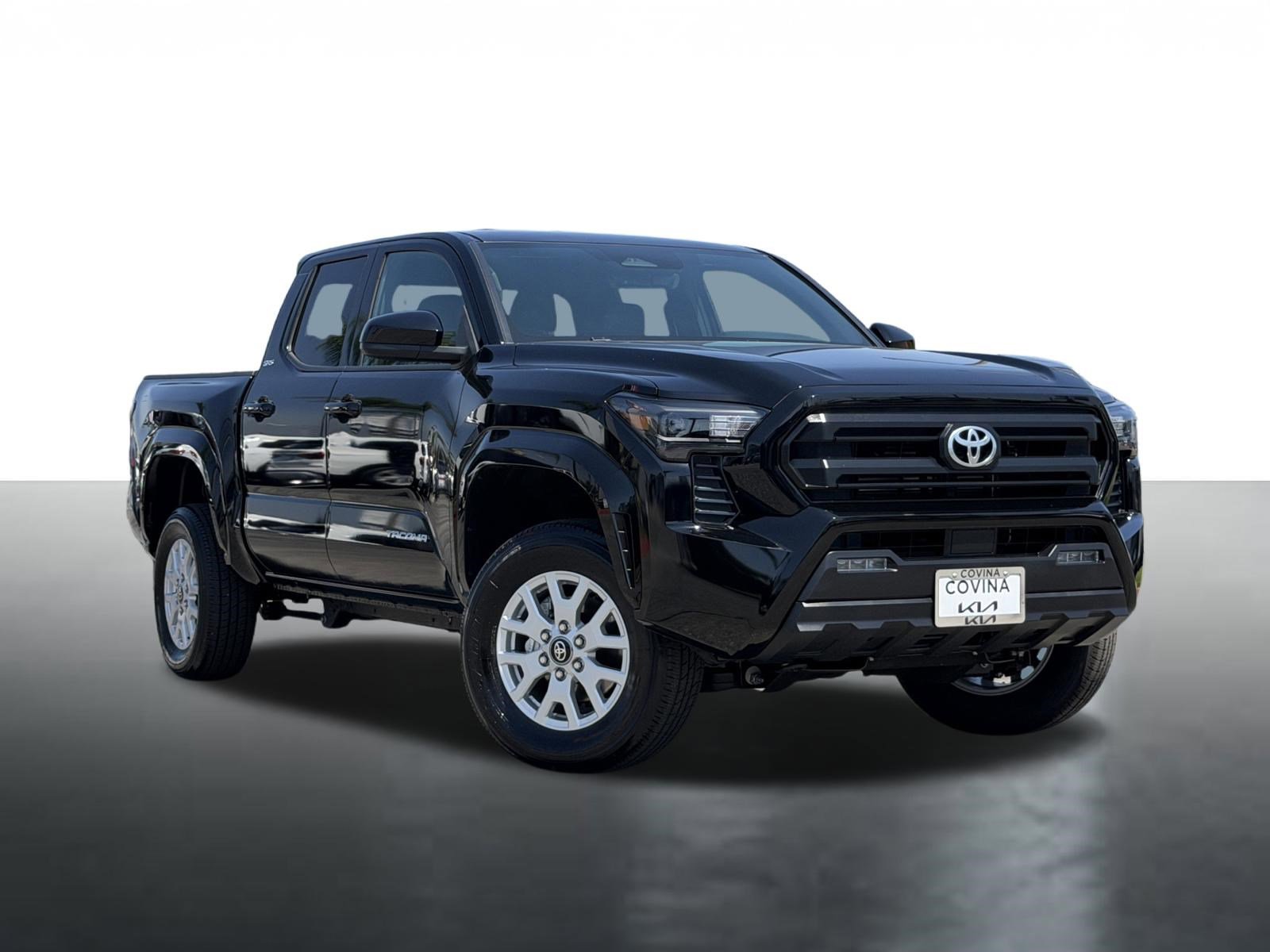 Used 2025 Toyota Tacoma SR5 RWD image 2