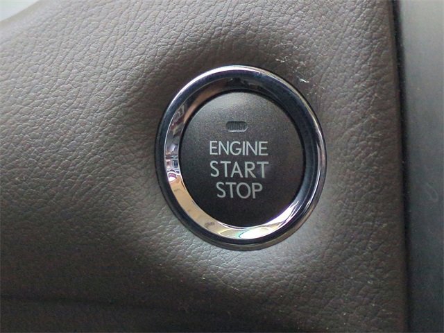 Used 2011 Lexus GX 460 image 35