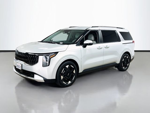 Certified 2025 Kia Carnival EX image 3