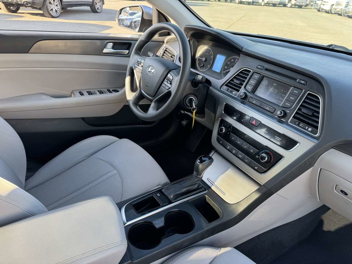 Used 2015 Hyundai Sonata Sport image 13