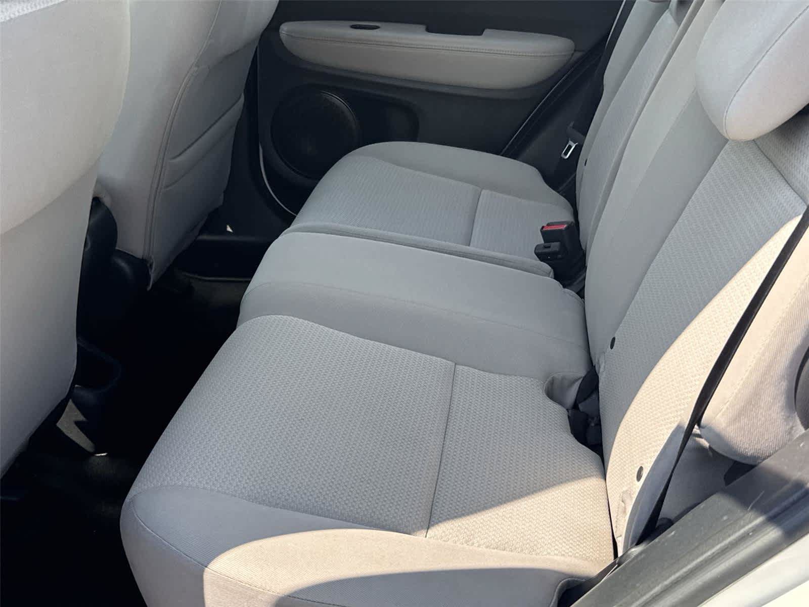 Used 2020 Honda HR-V LX image 14