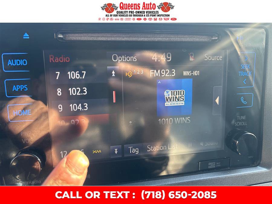 Used 2017 Toyota Sienna XLE image 44