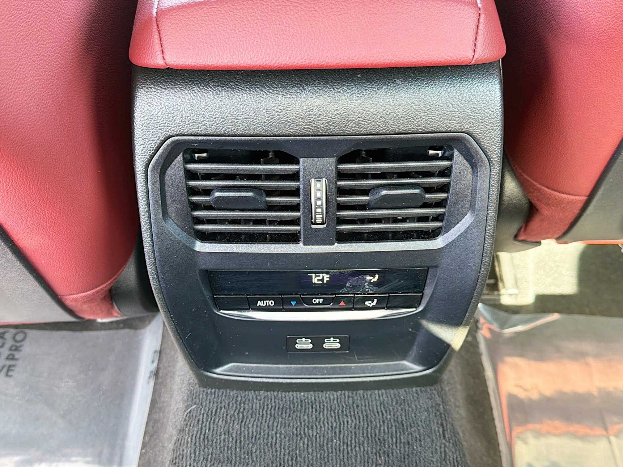 Used 2025 BMW 330i Sedan w/ Parking Assistance Package image 19