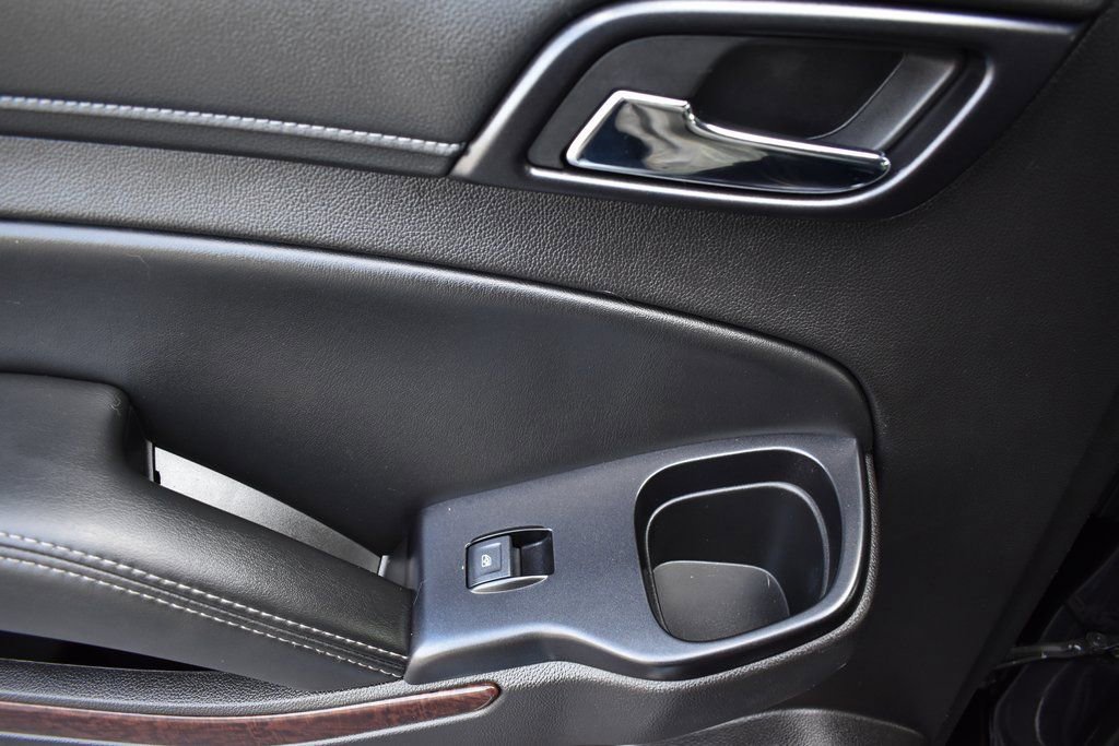 Used 2015 GMC Yukon SLT w/ HD Trailering Package image 13