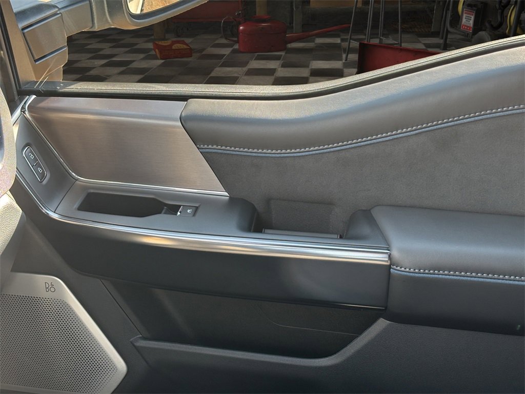 New 2026 Ford F250 Platinum w/ Tremor Off-Road Package image 37