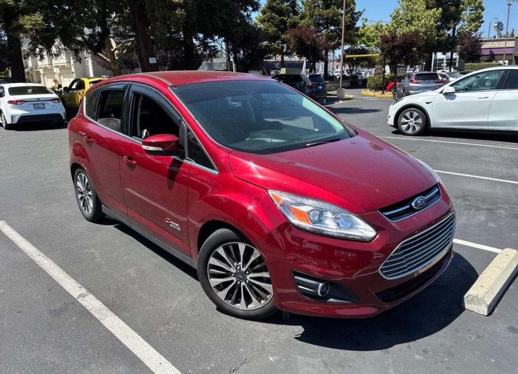 Used 2017 Ford C-MAX Energi Titanium FWD image 3