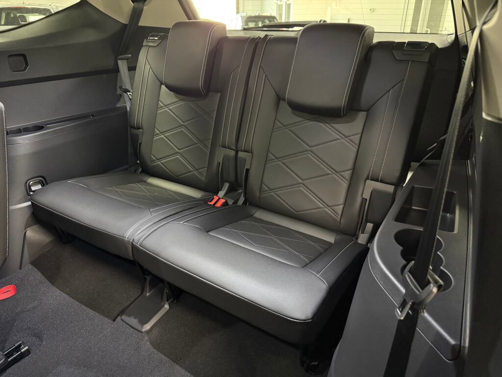 New 2026 Volkswagen Atlas SE image 20