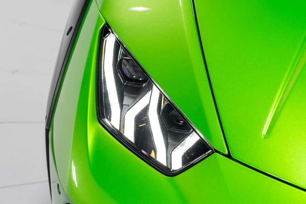 Used 2024 Lamborghini Huracan Sterrato image 43