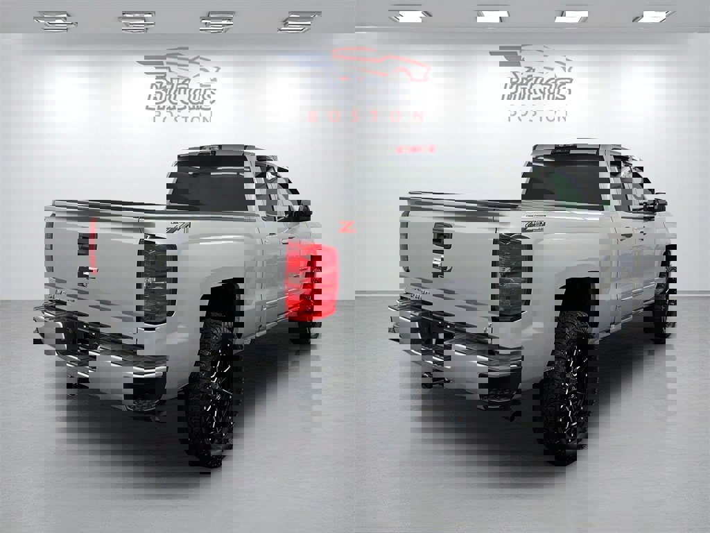 Used 2018 Chevrolet Silverado 1500 LT w/ All Star Edition image 4