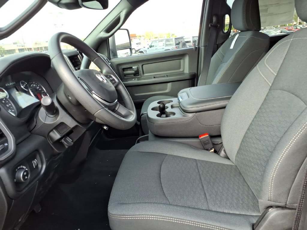 New 2026 RAM 2500 Tradesman AWD/4WD image 8