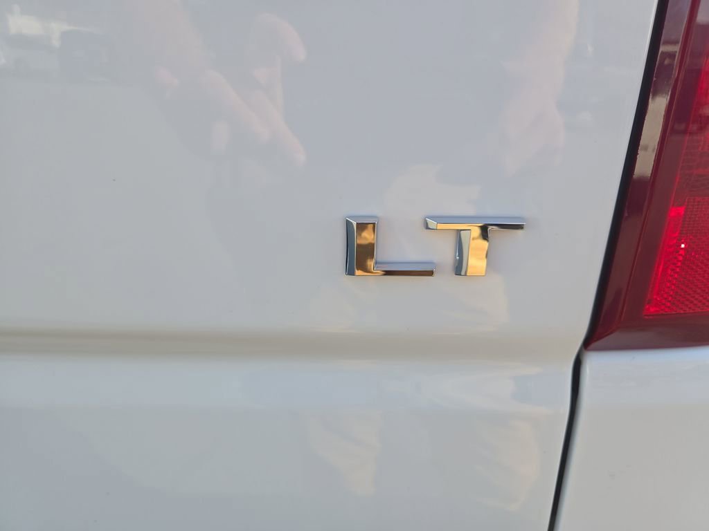 Used 2023 Chevrolet Silverado 1500 LT image 24