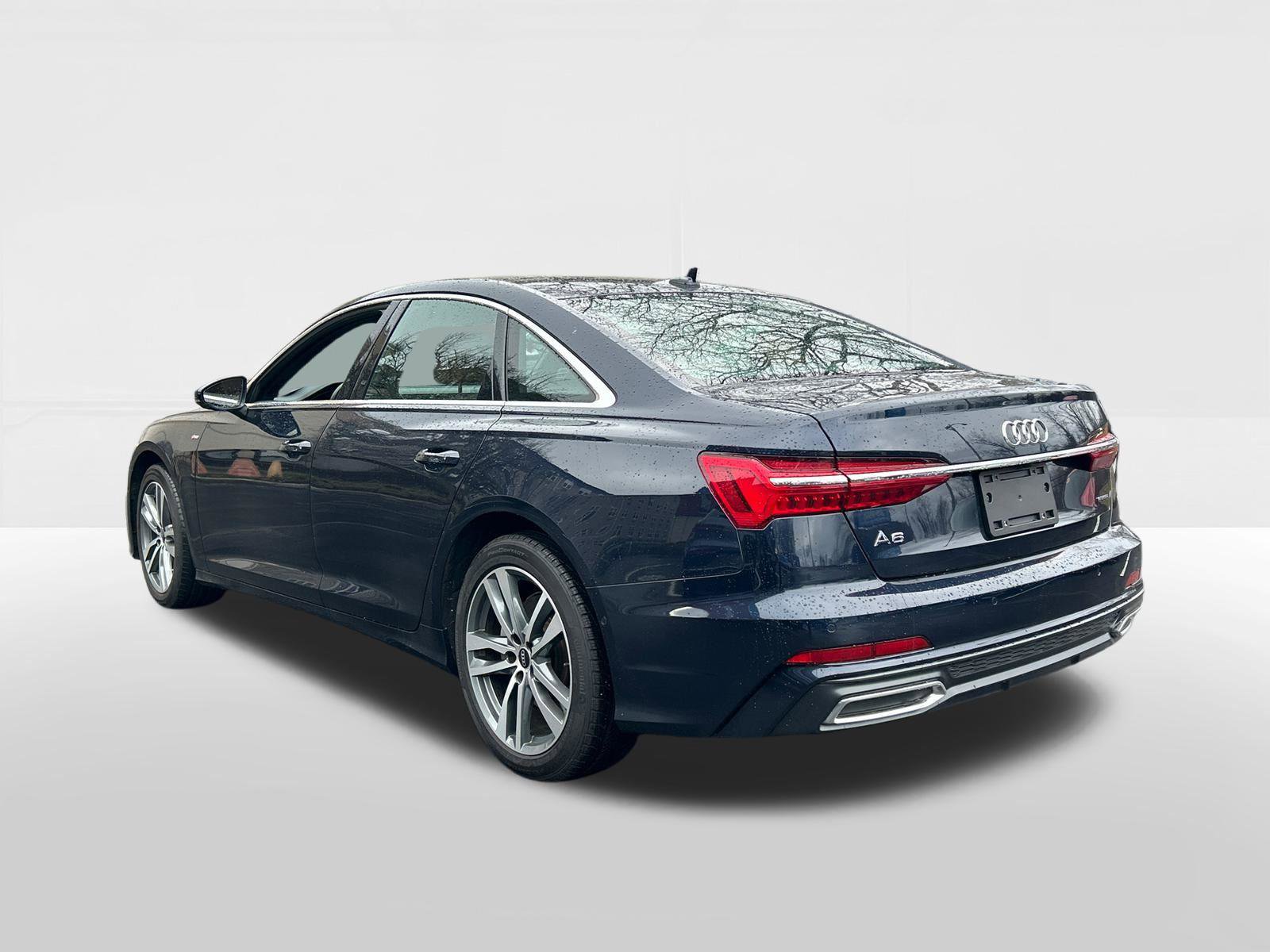 Used 2022 Audi A6 Premium Plus image 4