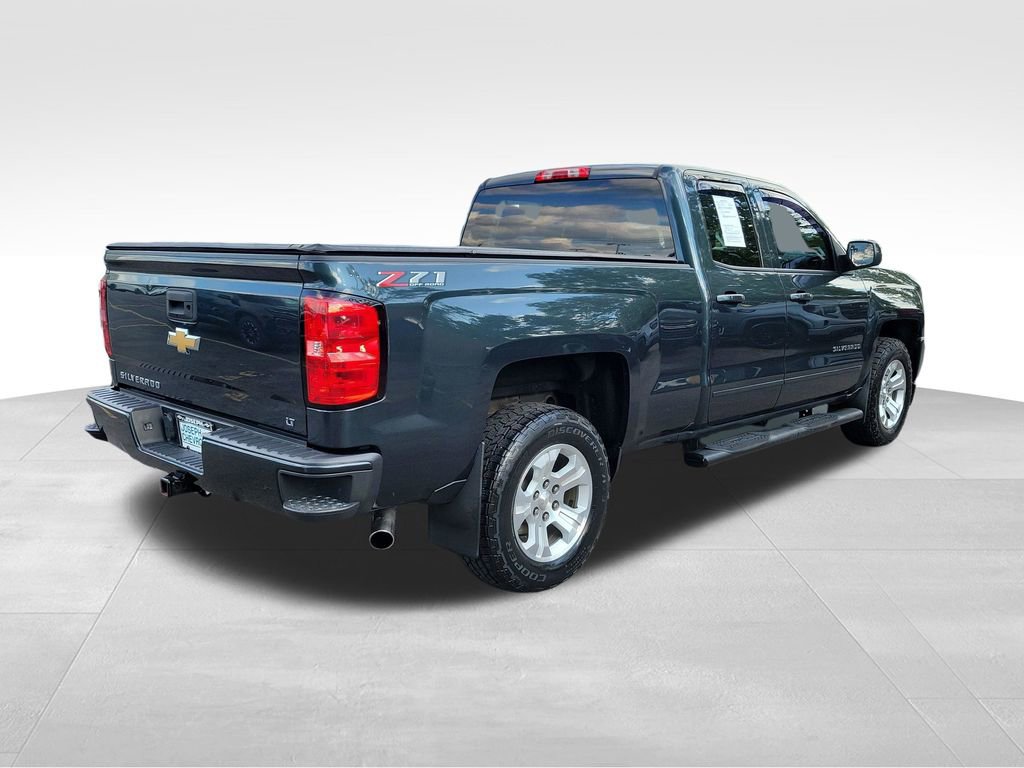 Used 2018 Chevrolet Silverado 1500 LT w/ All Star Edition AWD/4WD image 4
