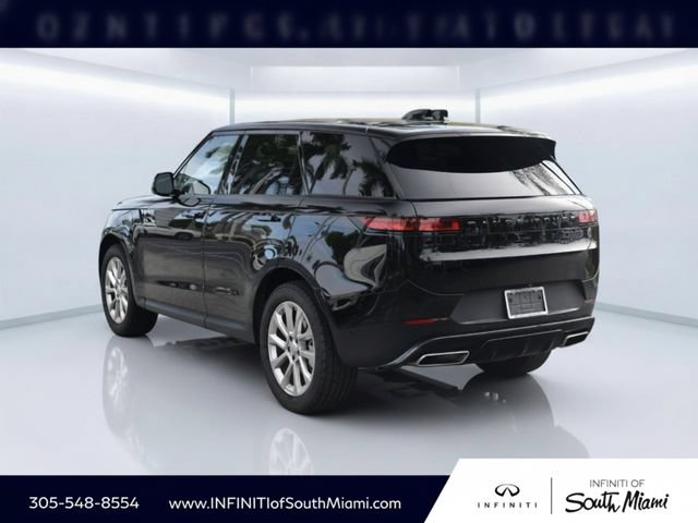 Used 2025 Land Rover Range Rover Sport SE AWD/4WD image 6