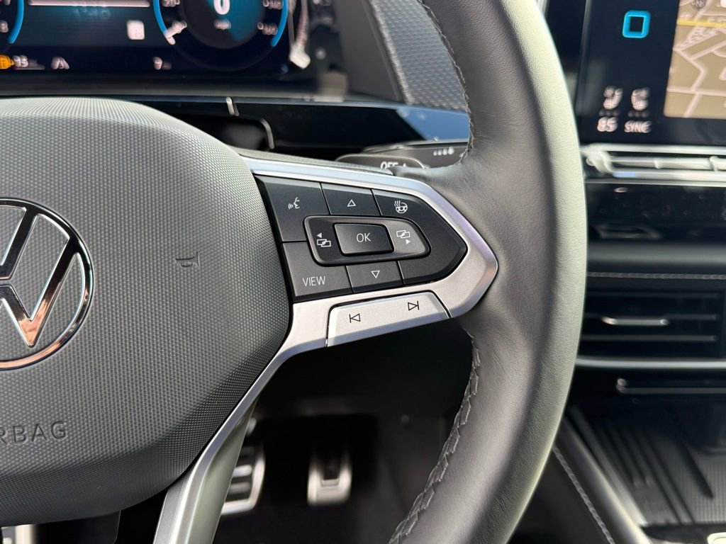 New 2026 Volkswagen Atlas Cross Sport SEL R-Line image 12