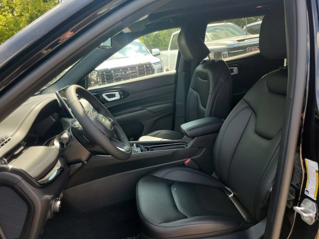 New 2026 Jeep Compass Limited w/ Sun, Sound & Navigation Group AWD/4WD image 18