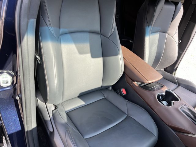 Used 2022 Toyota Venza XLE AWD/4WD image 28
