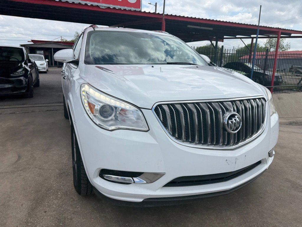 Used 2017 Buick Enclave Leather FWD image 2
