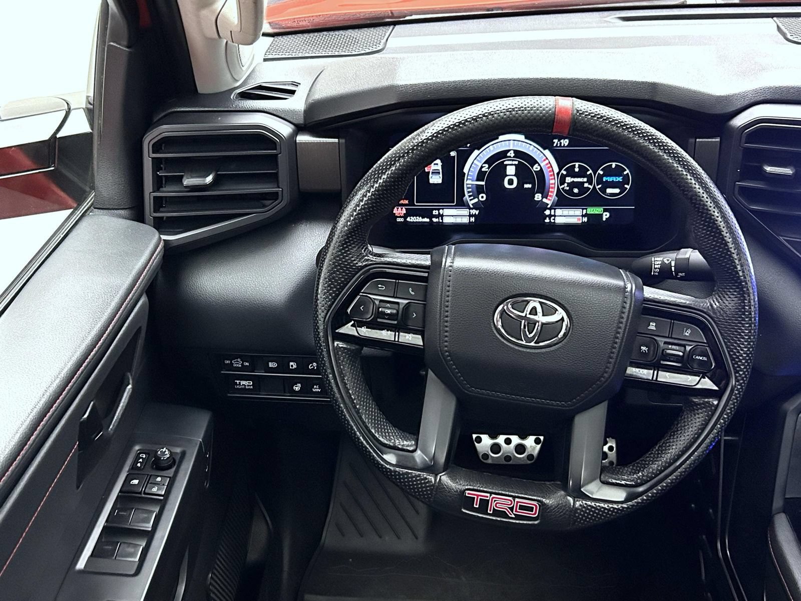 Used 2022 Toyota Tundra TRD Pro AWD/4WD image 12