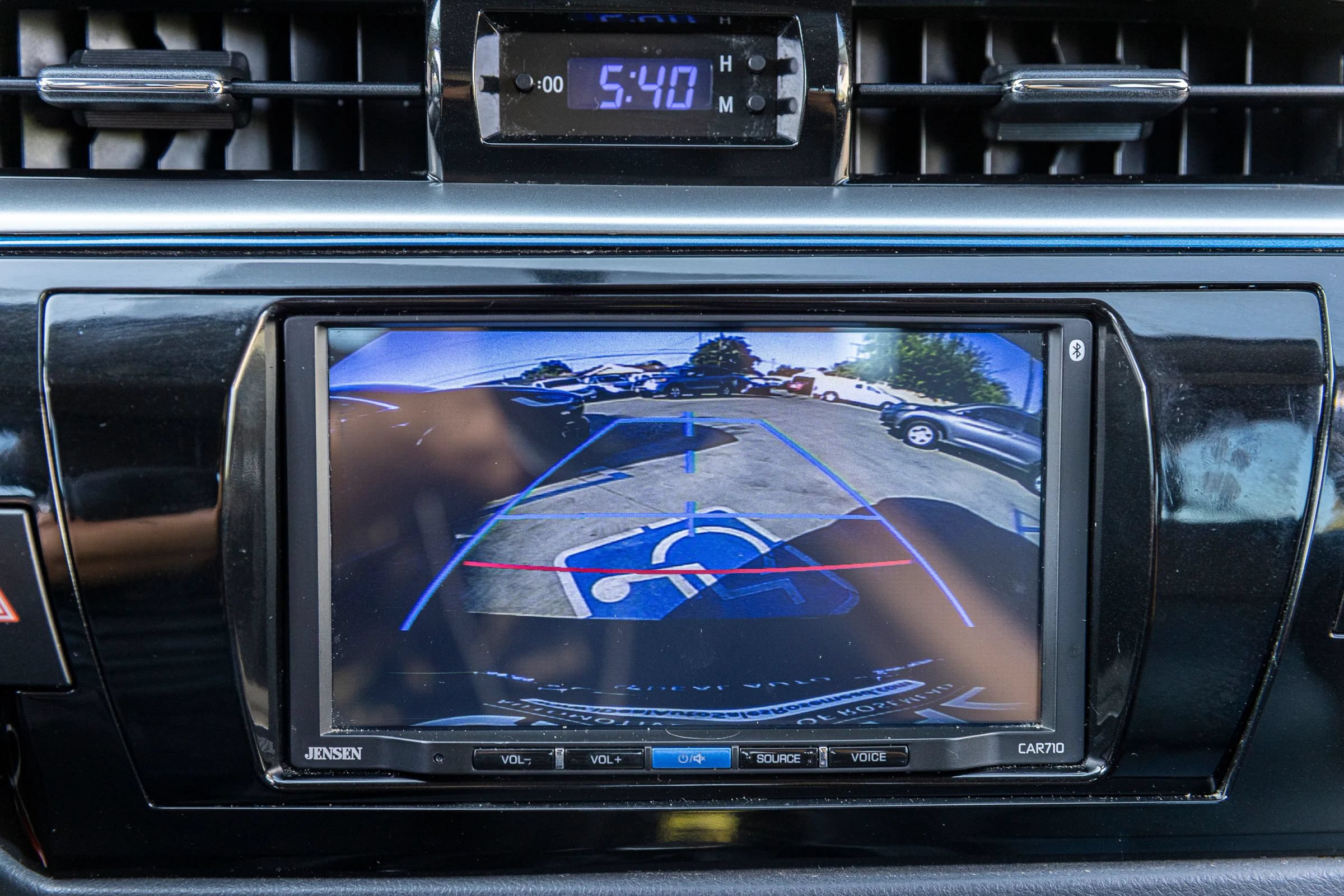 Used 2015 Toyota Corolla S FWD image 18