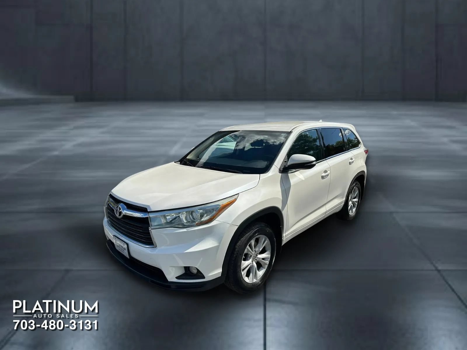 Used 2015 Toyota Highlander Plus AWD/4WD image 6