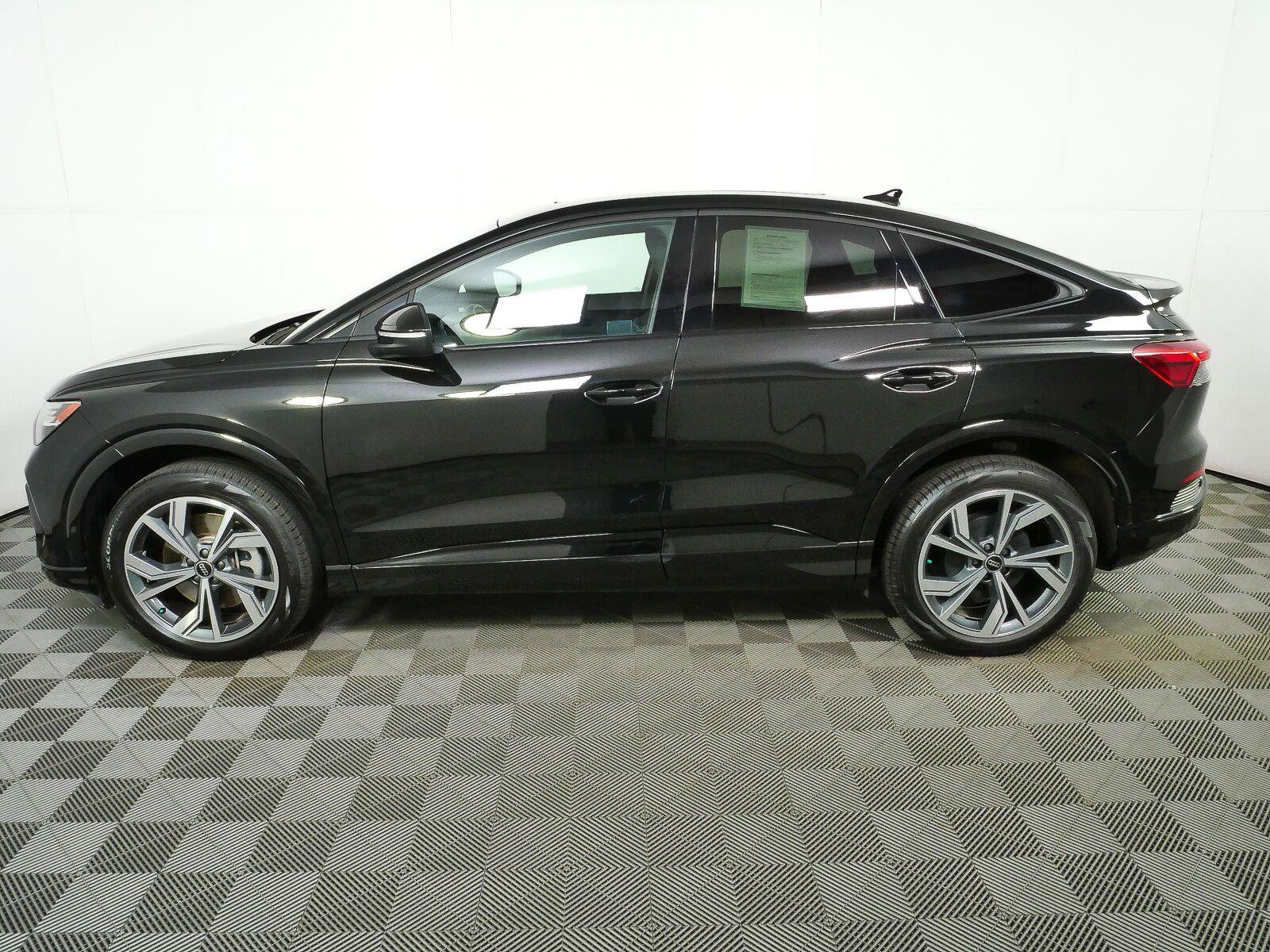 Used 2023 Audi Q4 e-tron Prestige w/ Black Optic Package AWD/4WD image 26