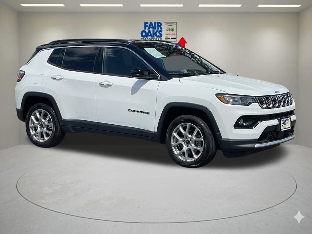 Certified 2025 Jeep Compass Limited AWD/4WD image 6