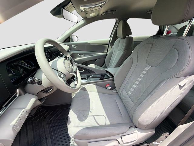 New 2026 Hyundai Elantra SE FWD image 20