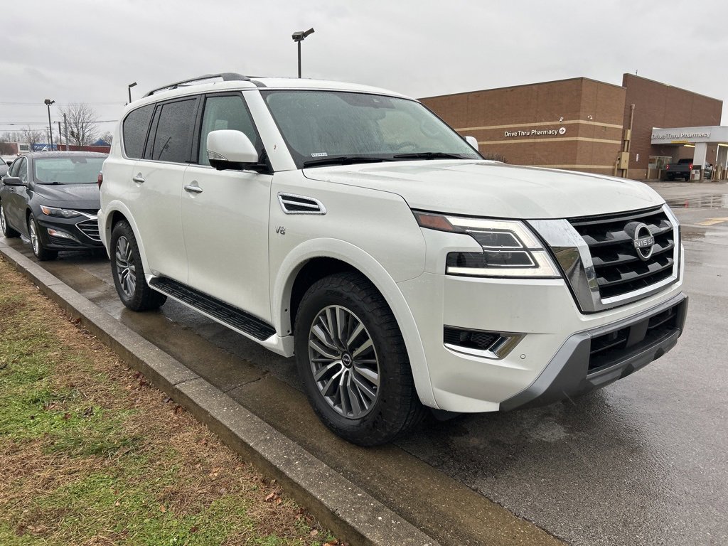 Used 2022 Nissan Armada SL w/ Captain's Chairs Package image 3
