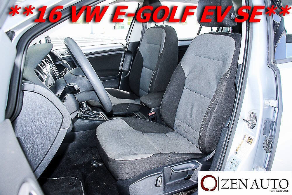 Used 2016 Volkswagen e-Golf SE FWD image 25