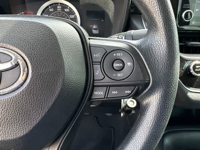 Used 2022 Toyota Corolla LE FWD image 14