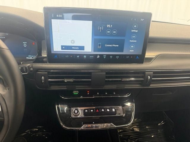 Used 2024 Lincoln Corsair AWD w/ Equipment Group 101A image 17