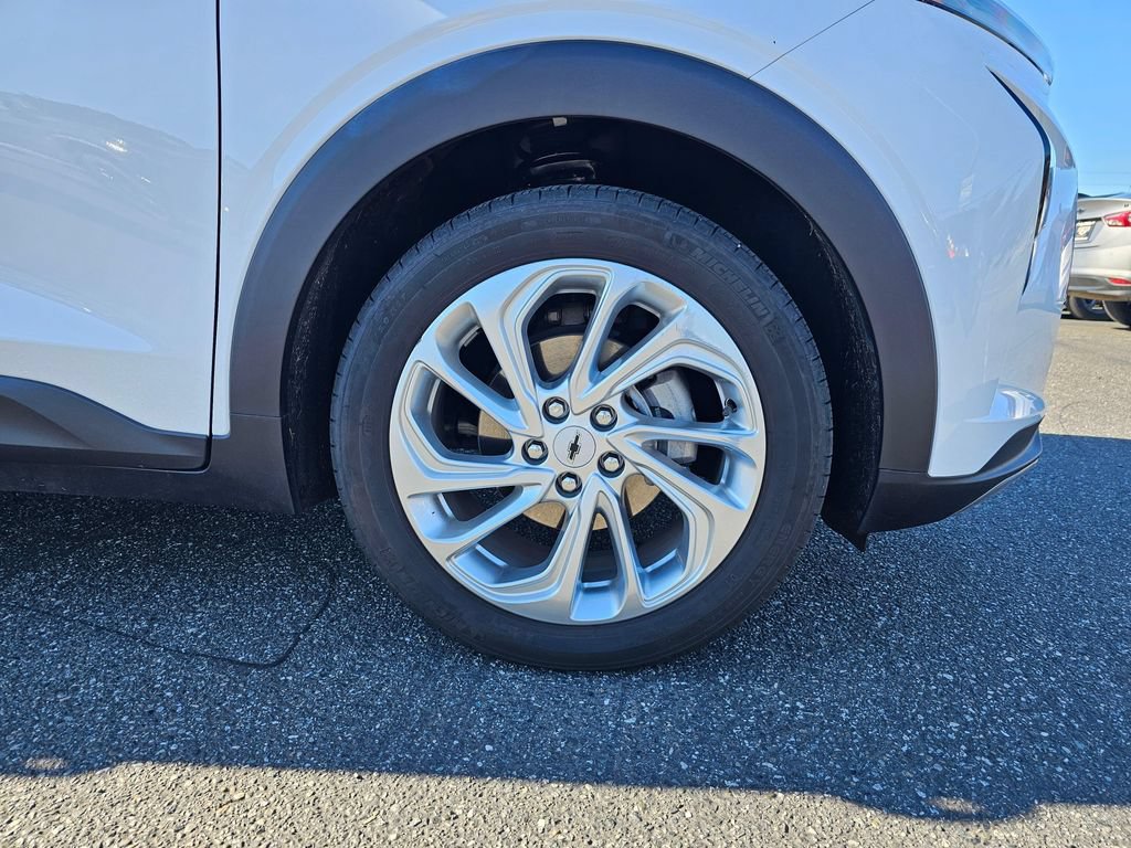 Certified 2023 Chevrolet Bolt EUV LT FWD image 9