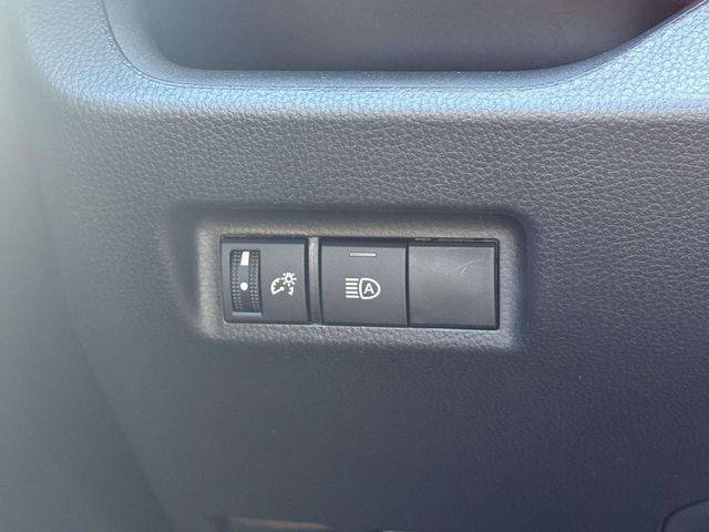 Certified 2023 Toyota RAV4 LE AWD/4WD image 26