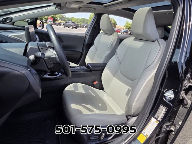 Used 2023 Toyota Prius Limited w/ Limited Premium Package AWD/4WD image 7