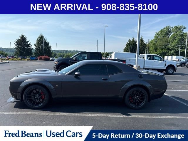 Used 2021 Dodge Challenger R/T Scat Pack RWD image 4