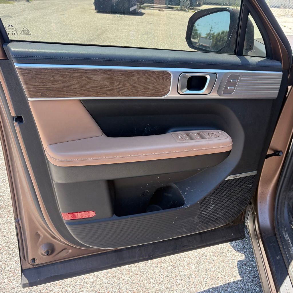 Used 2024 Hyundai Santa Fe Limited image 10
