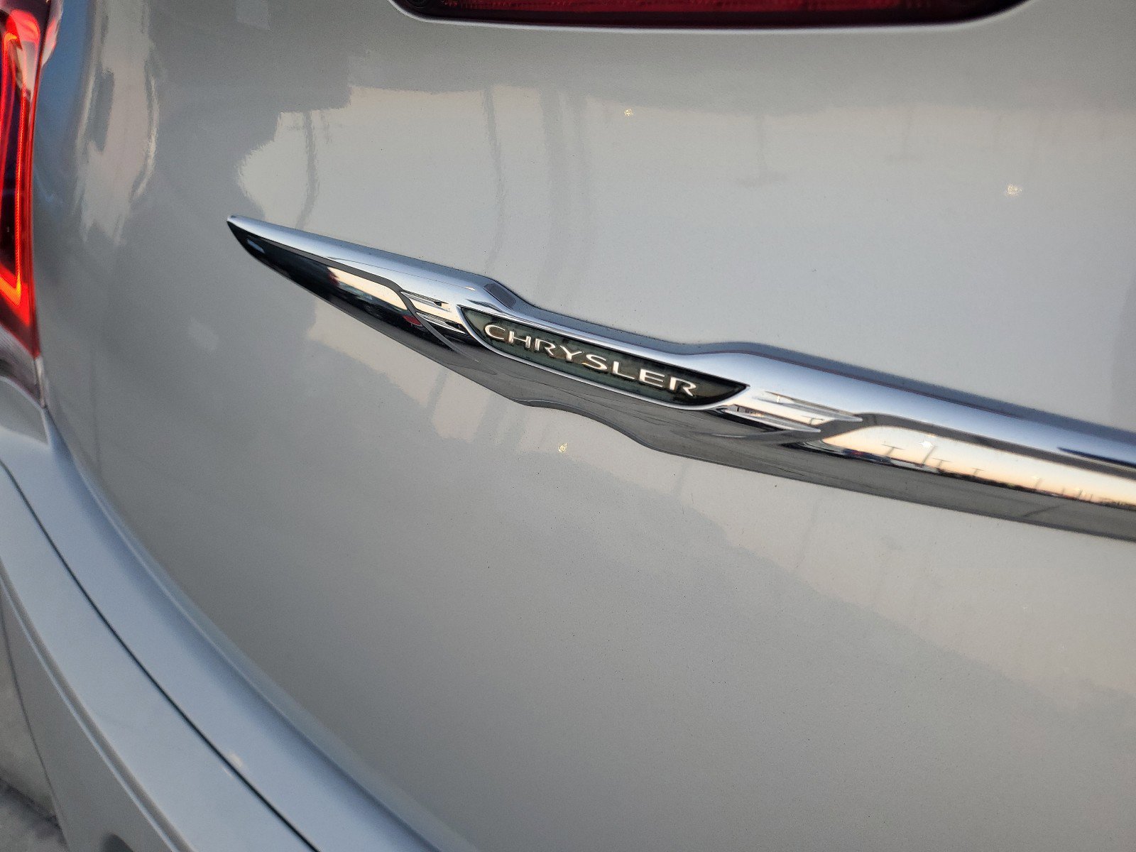 Certified 2020 Chrysler 300 S image 7