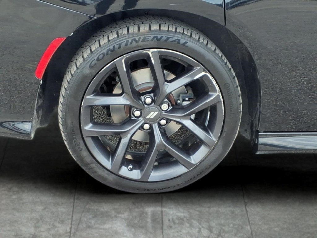 Used 2022 Dodge Charger R/T w/ Blacktop Package RWD image 21