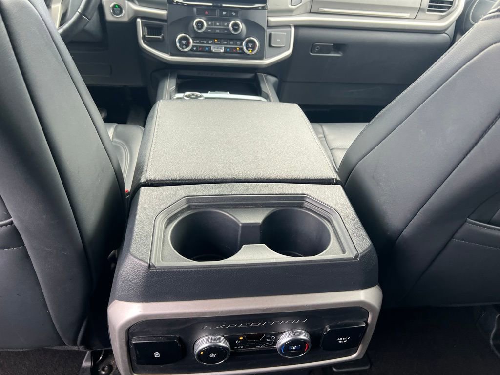 Used 2023 Ford Expedition Max XLT image 19
