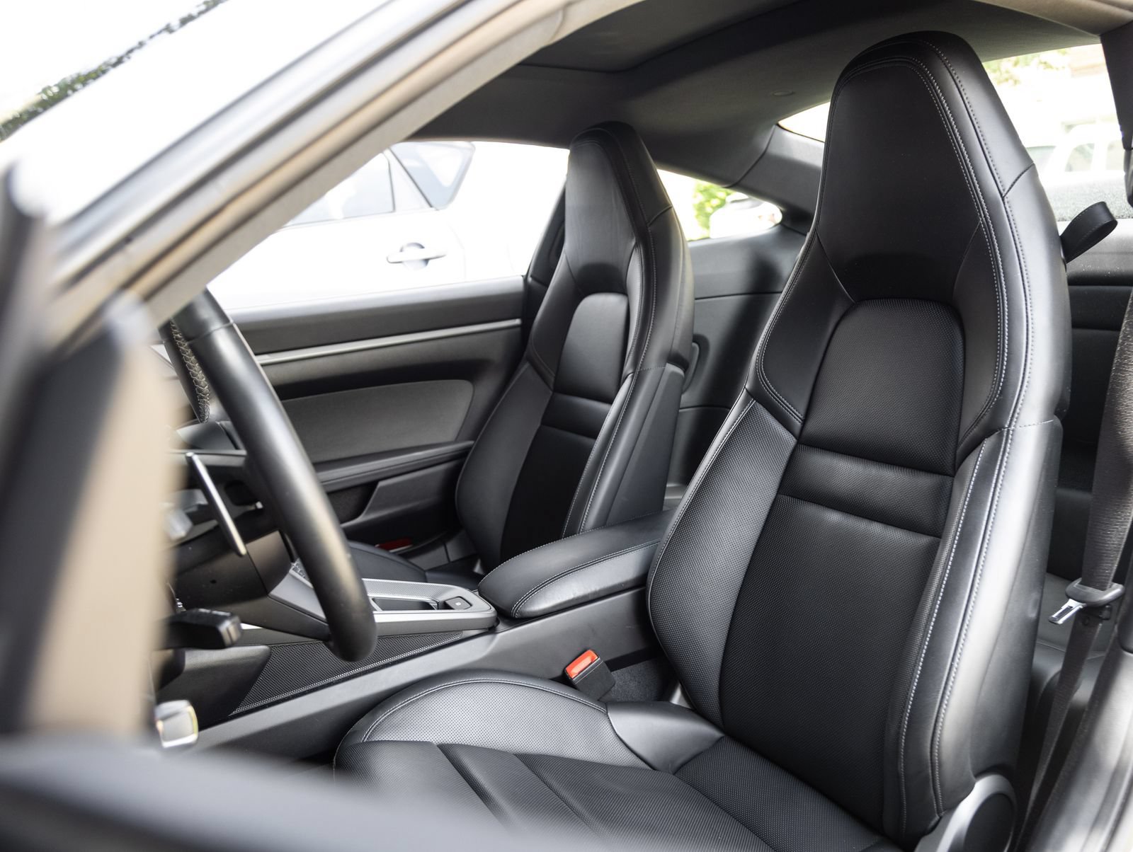 Certified 2022 Porsche 911 Carrera S RWD image 5