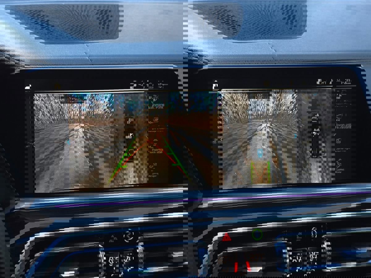 Used 2023 BMW X5 xDrive45e w/ Executive Package image 33