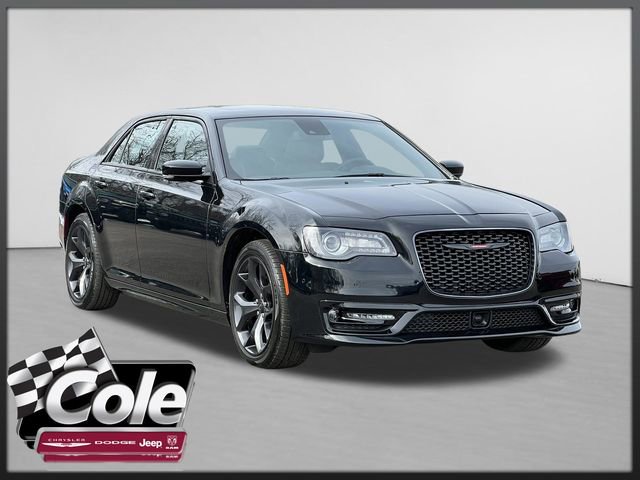 Used 2023 Chrysler 300 S w/ Comfort Group image 1
