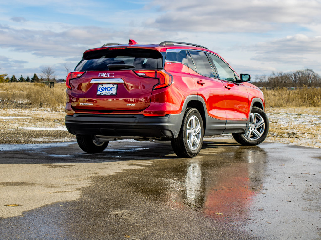 Used 2020 GMC Terrain SLE w/ Driver Convenience Package image 14