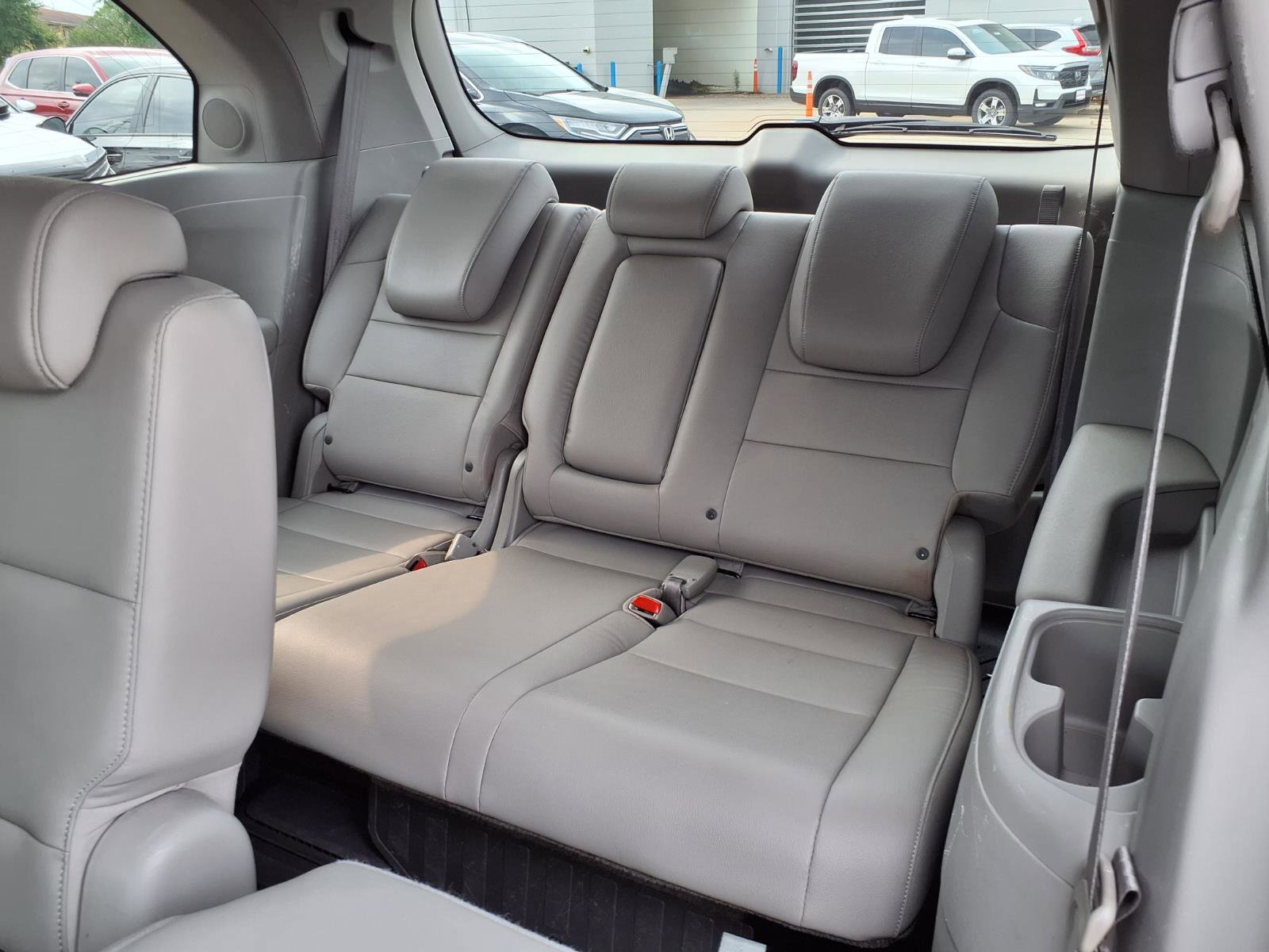 Used 2014 Honda Odyssey Touring Elite image 20