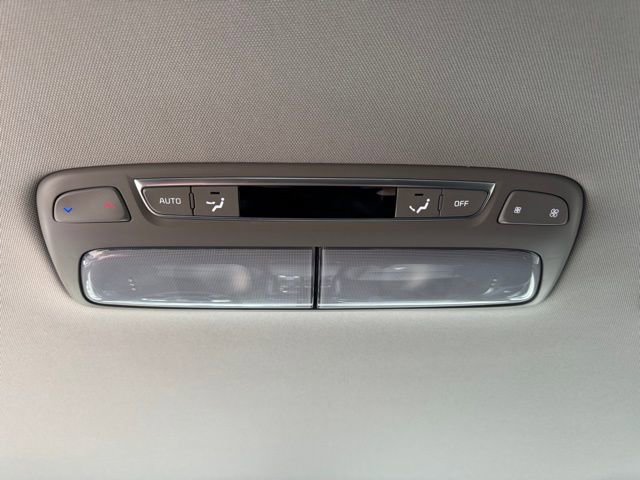 Used 2024 Kia Telluride S image 18