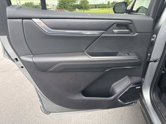 Used 2025 GMC Acadia Elevation FWD image 23