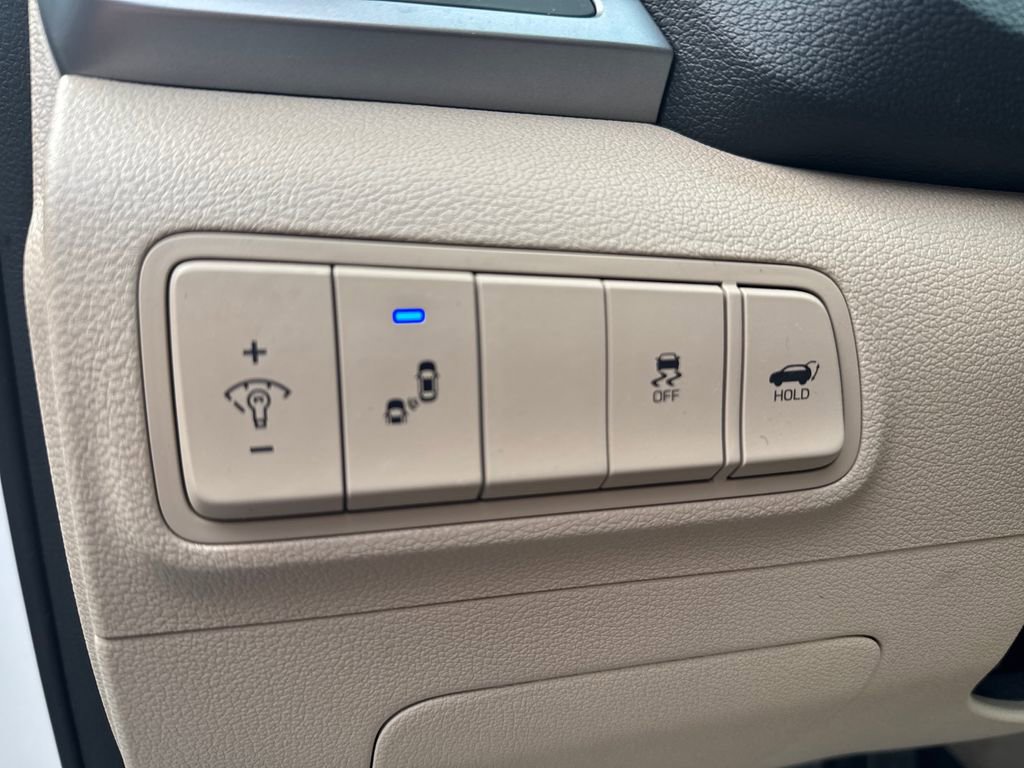 Used 2018 Hyundai Tucson Value w/ Cargo Package image 11