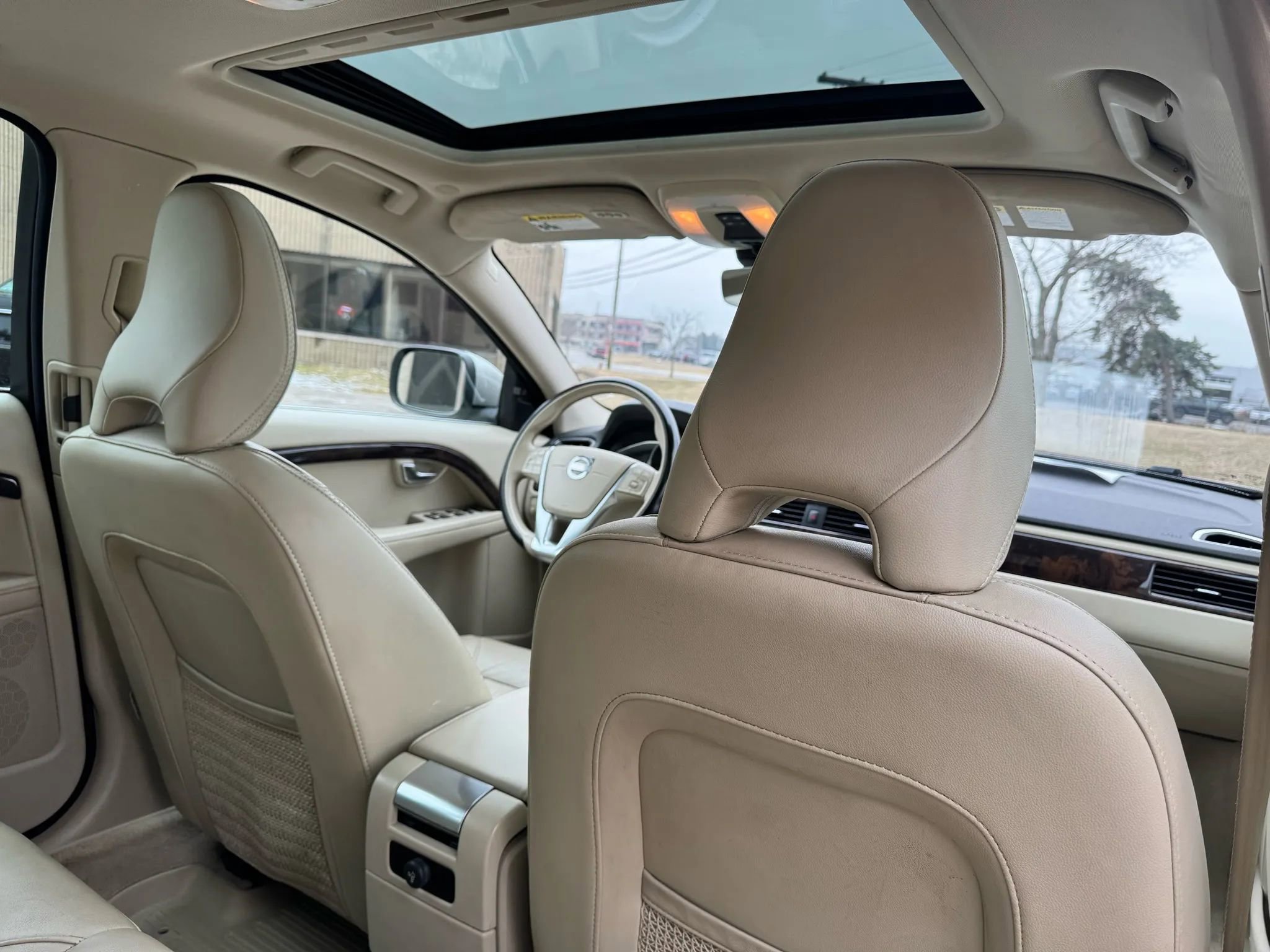 Used 2015 Volvo XC70 T5 Platinum image 33