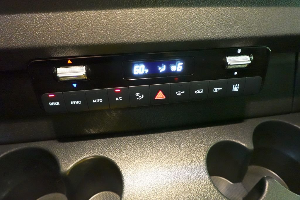 Used 2025 Mercedes-Benz Sprinter 2500 image 11